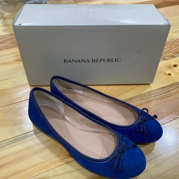Banana Republic size 6 Blue suede ballerina flats - Picture 1 of 11
